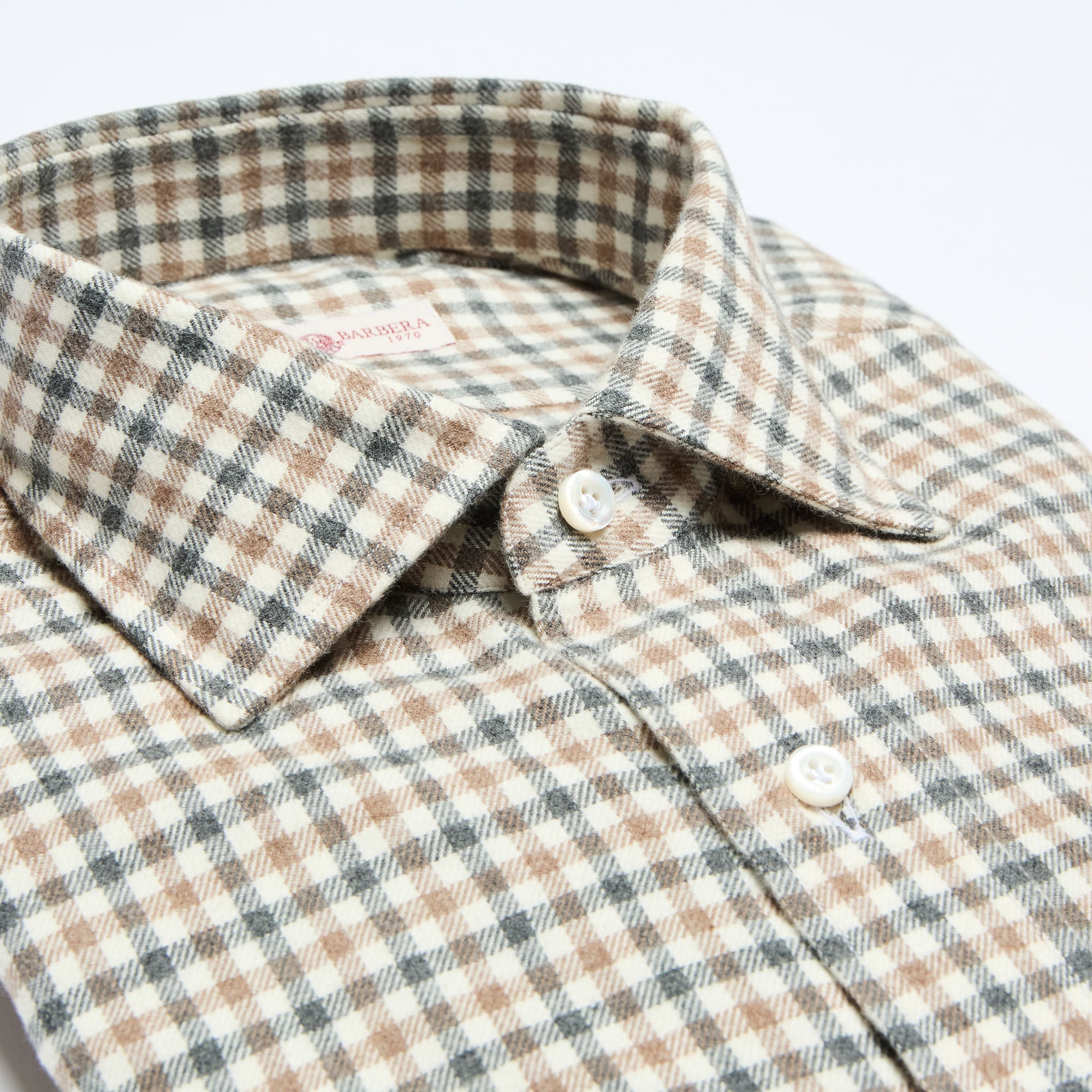 Spread Collar Soft Shirt
