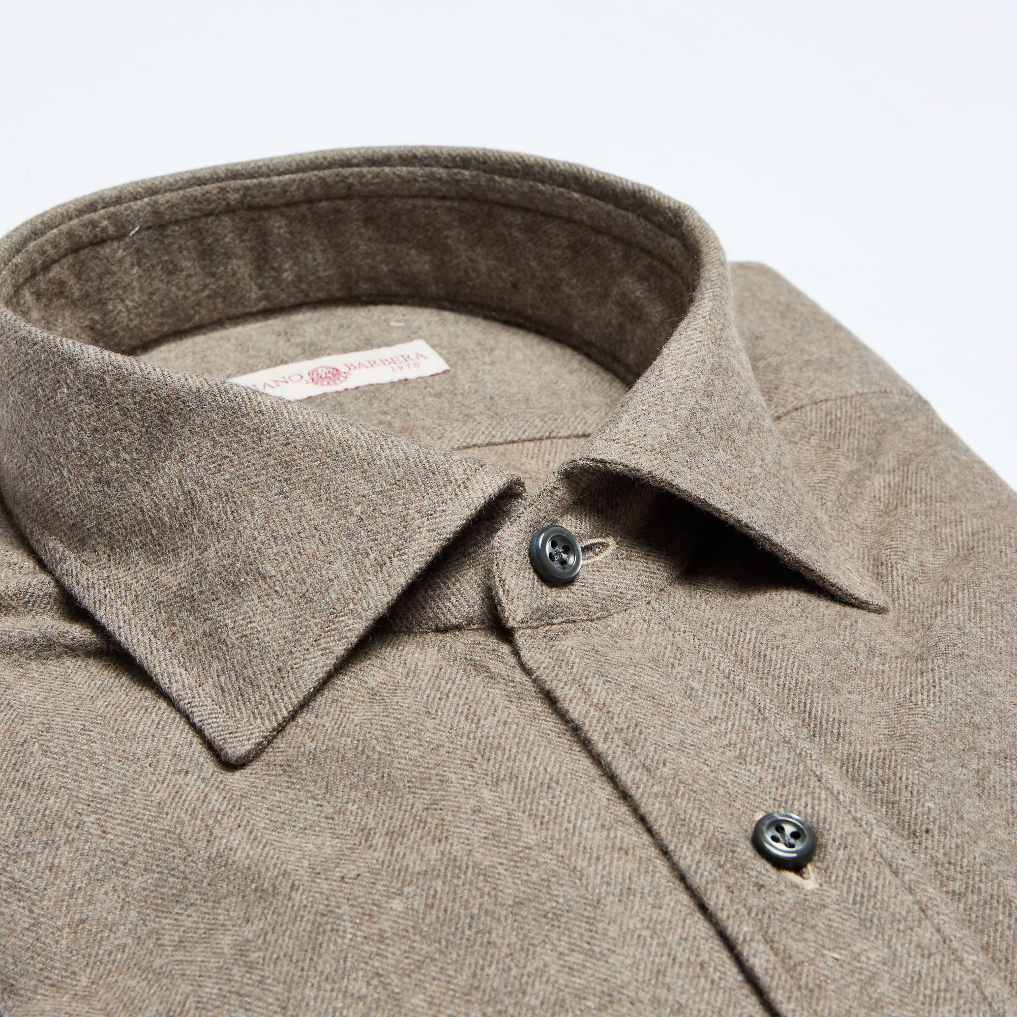 Spread Collar Soft Shirt