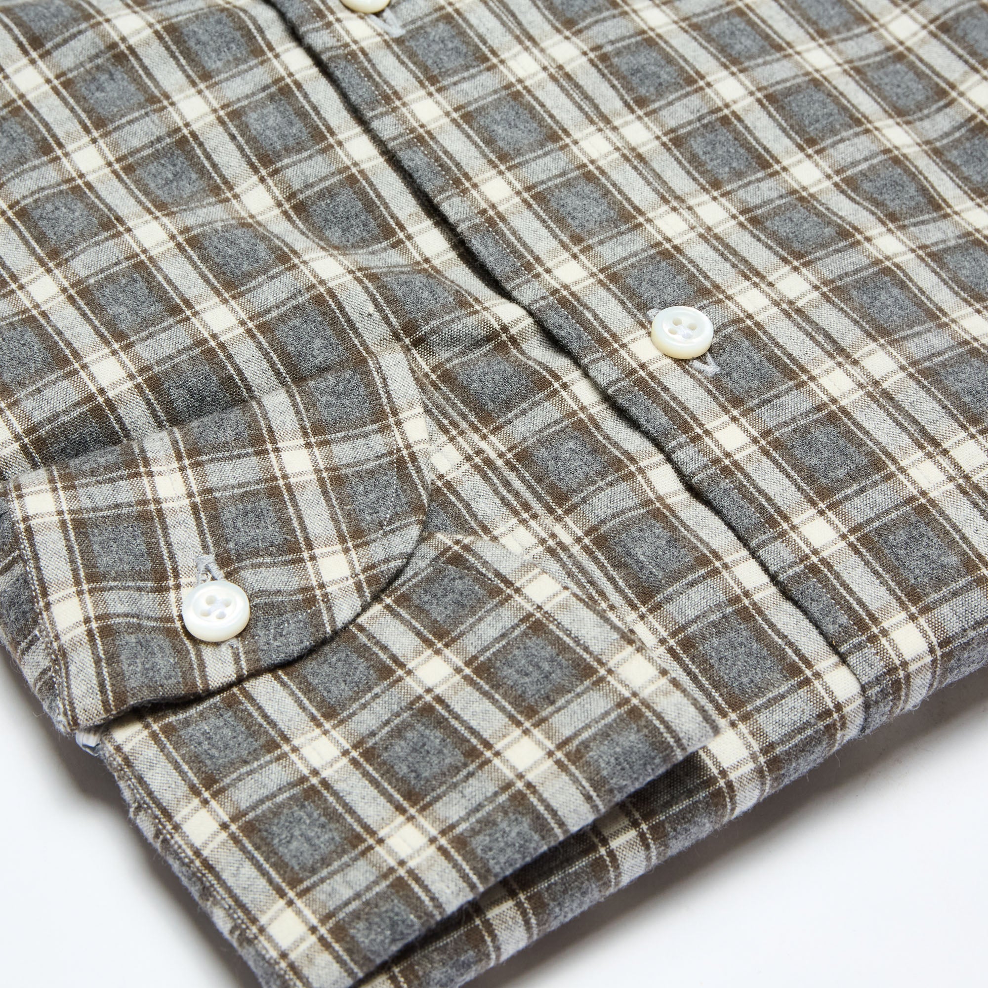 Spread Collar Soft Shirt