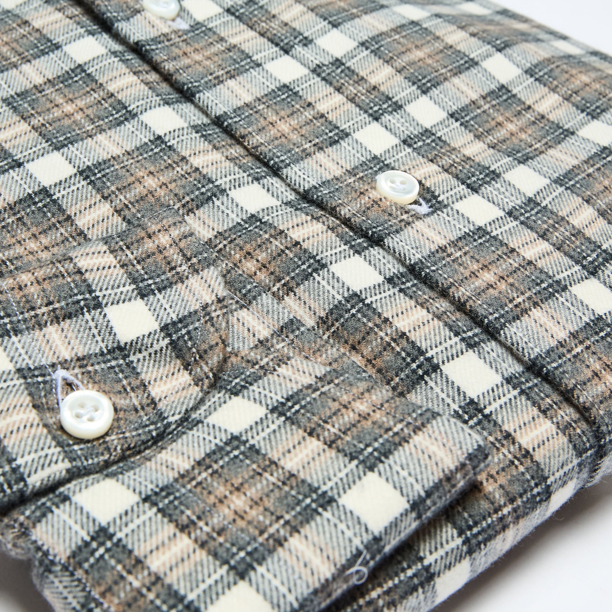 Spread Collar Soft Shirt